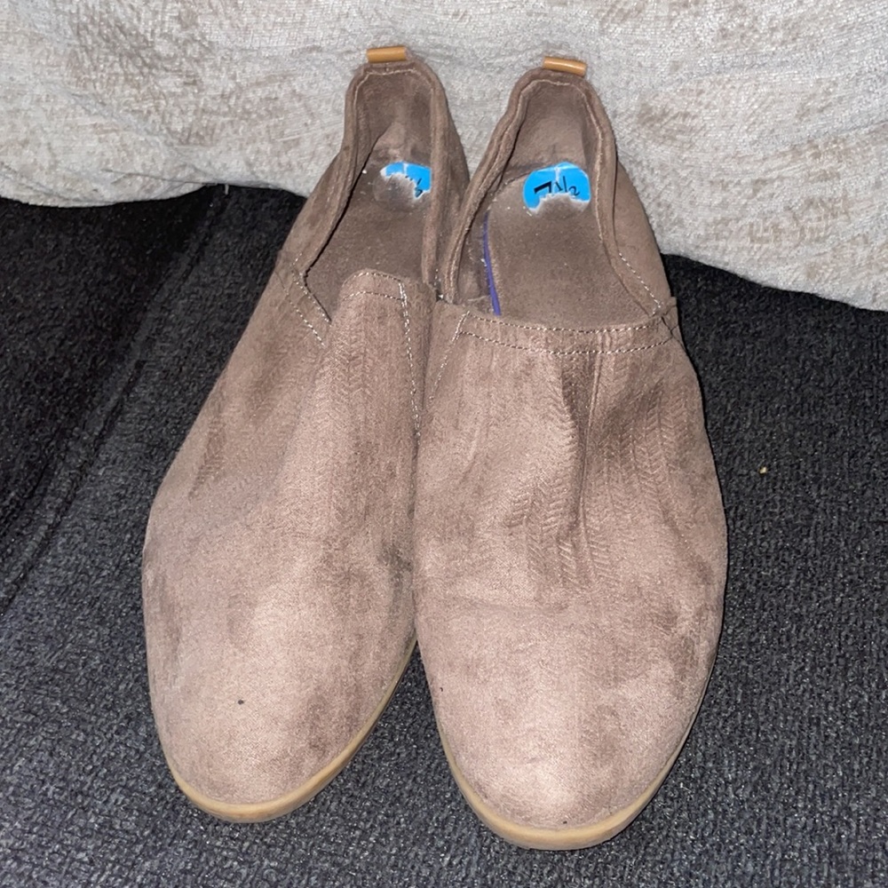 Booties - Picture 3 of 5